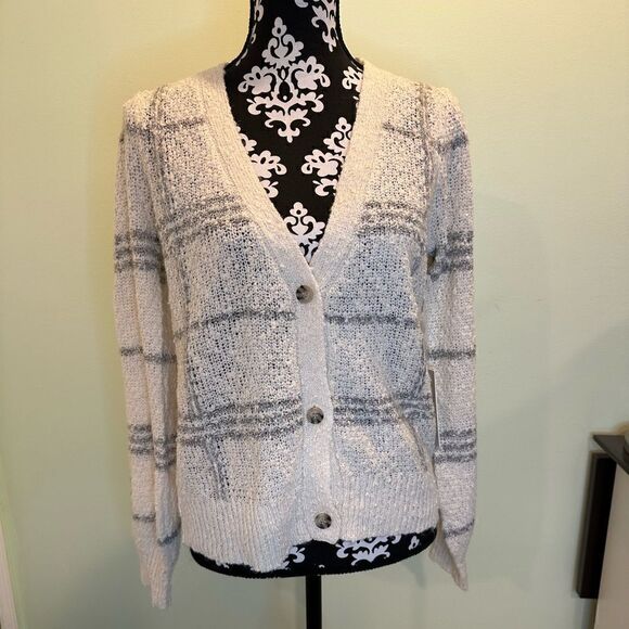 Joie long Sleeve cardigan!   - Picture 1 of 5